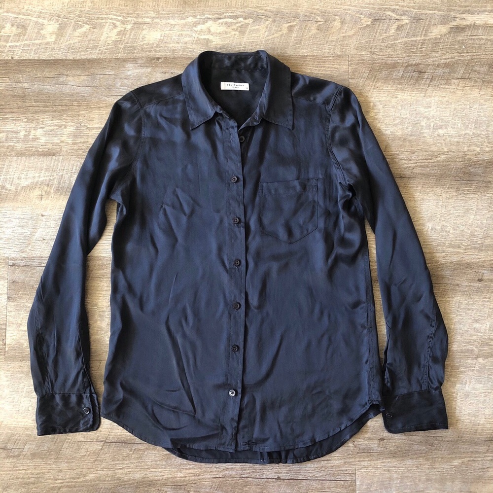Equipment silk button up